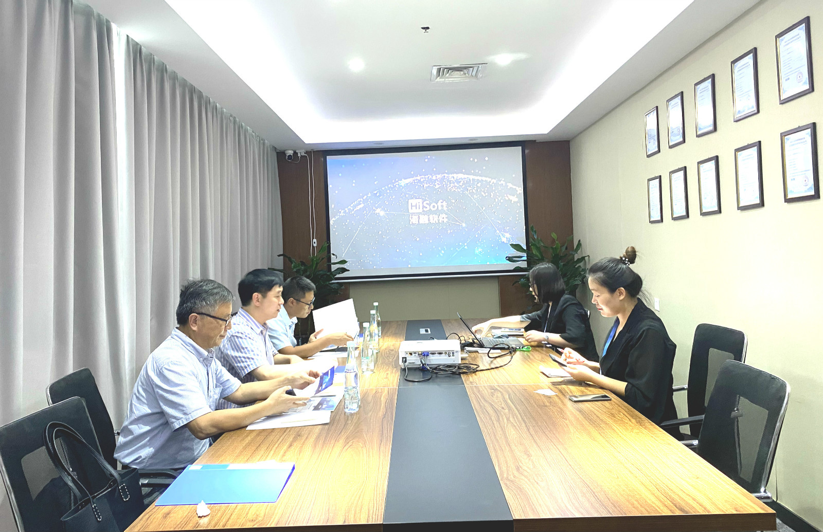 海融软件_官网.jpg